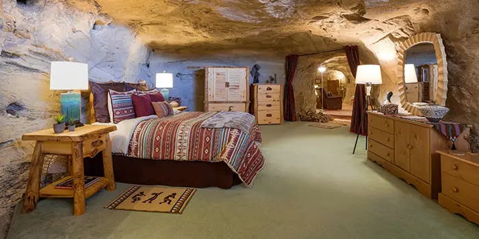 kokopellis-cave-hotel-3.jpg.webp