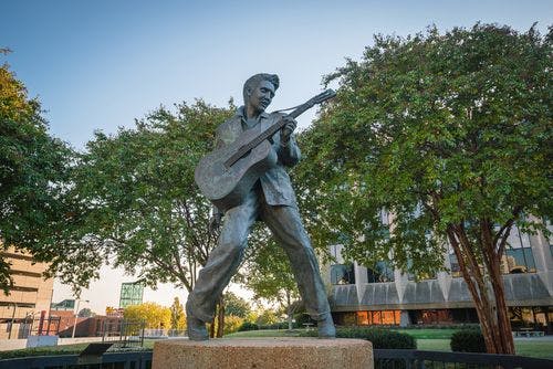 statue d'Elvis Presley à Plaza Elvis Presley