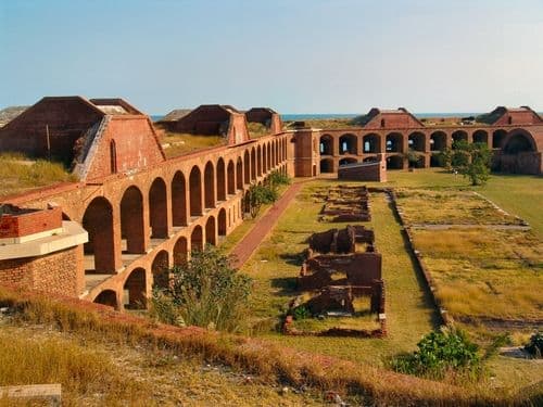 Intérieur du Fort Meyers