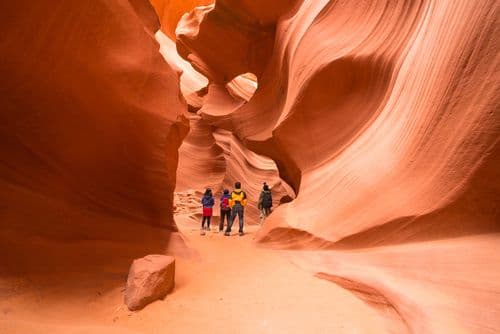 antelope-canyon-arizona.jpg