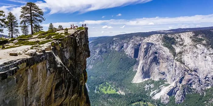 taft-point-yosemite-2.jpg.webp